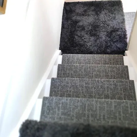 3 Yoga In - 1 Bedroom Sleeps 4 בית נופש Soucé