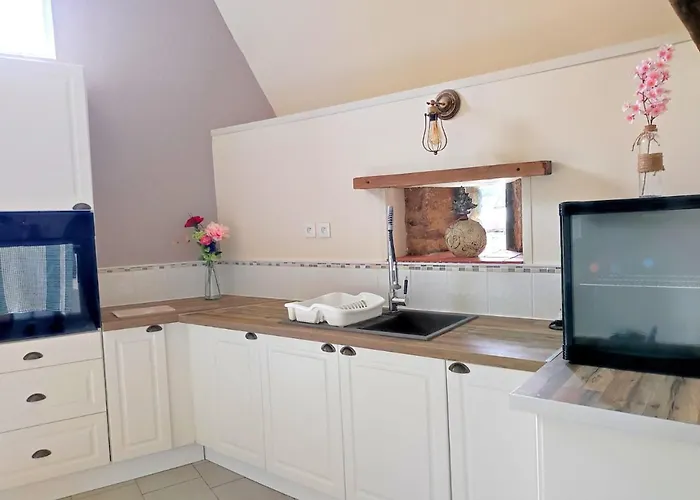 3 Yoga In - 1 Bedroom Sleeps 4